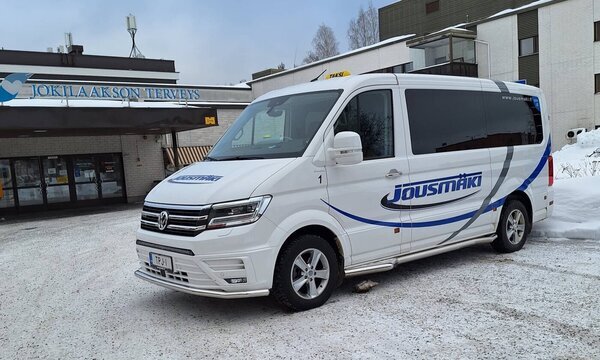 <b>Taksi: VW Crafter, 8 hlö/pyötätuolit/paarit   </b>